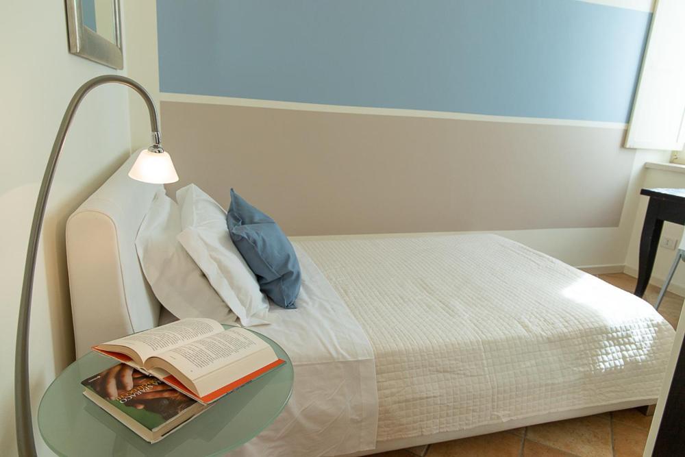 Zara D'Amare A Pesaro 10 Metri Dalla Spiaggia By Yohome Luaran gambar