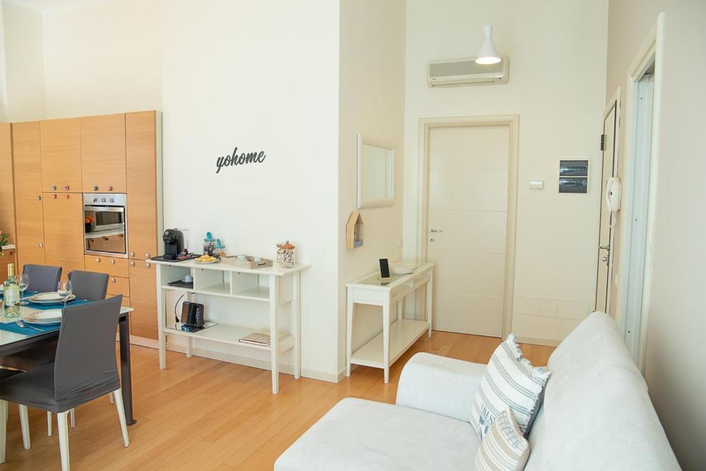 Zara D'Amare A Pesaro 10 Metri Dalla Spiaggia By Yohome Luaran gambar